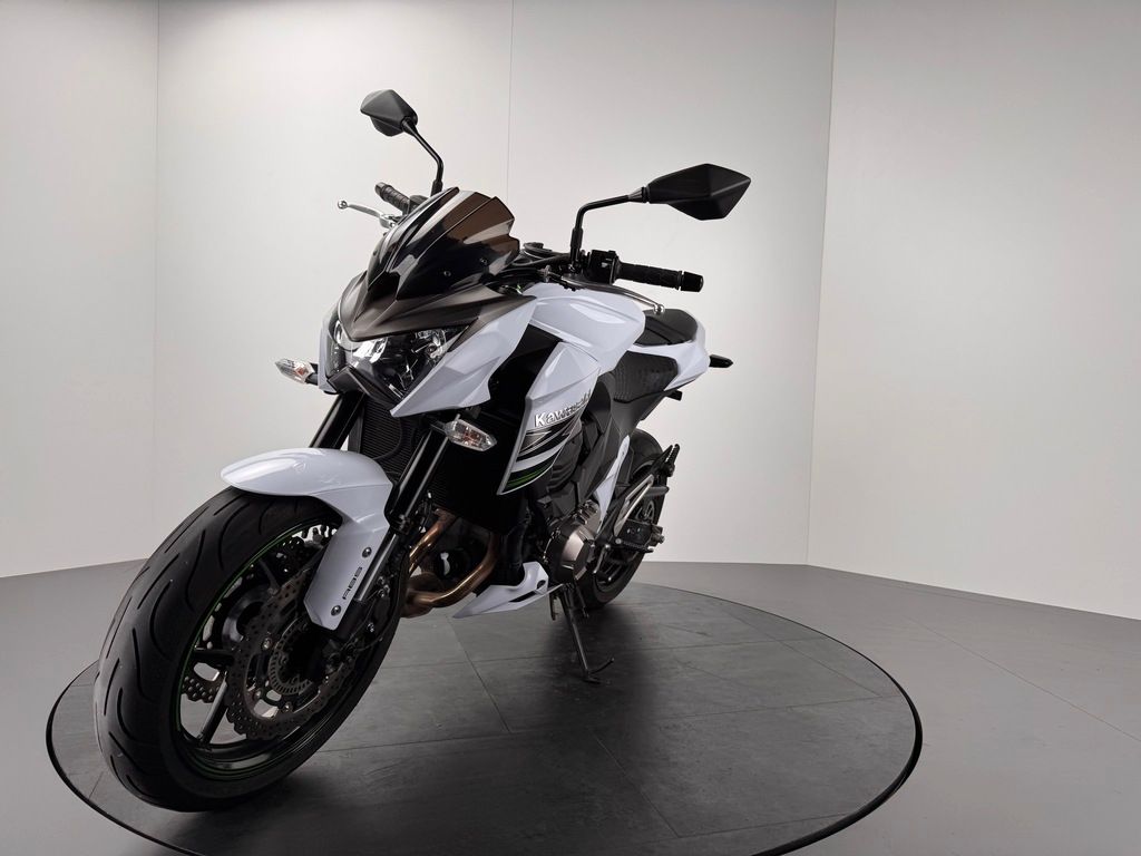 Fahrzeugabbildung Kawasaki Z800 *2. HAND *SERVICE NEU *TOP-ZUSTAND