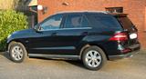 Mercedes-Benz ML 350 BlueTEC 4MATIC Edition 1 Edition 1 - Mercedes-Benz Geländewagen aus dem Jahr 2011