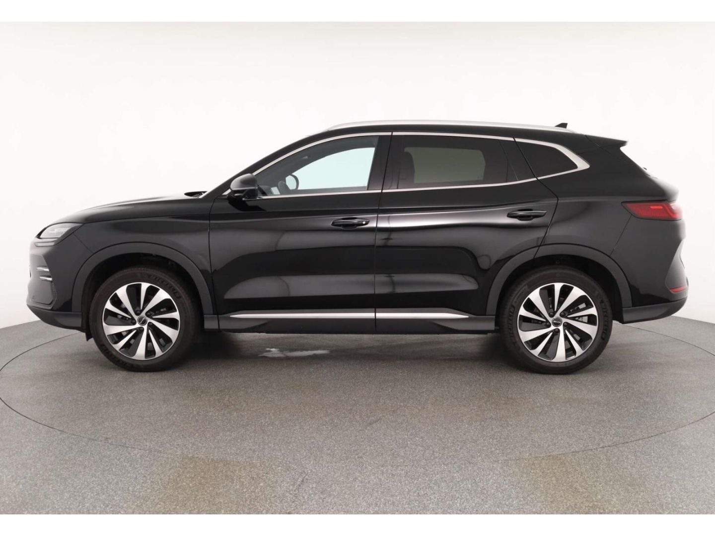 BYD SEAL U