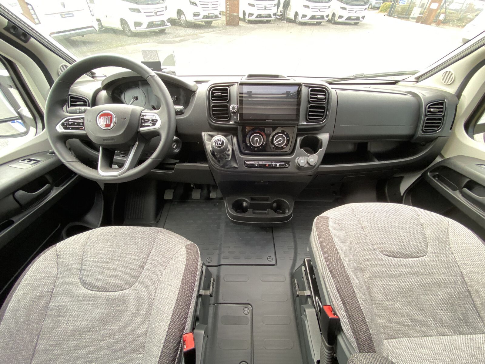 Fahrzeugabbildung Knaus L!VE WAVE LiveWave 650 MF