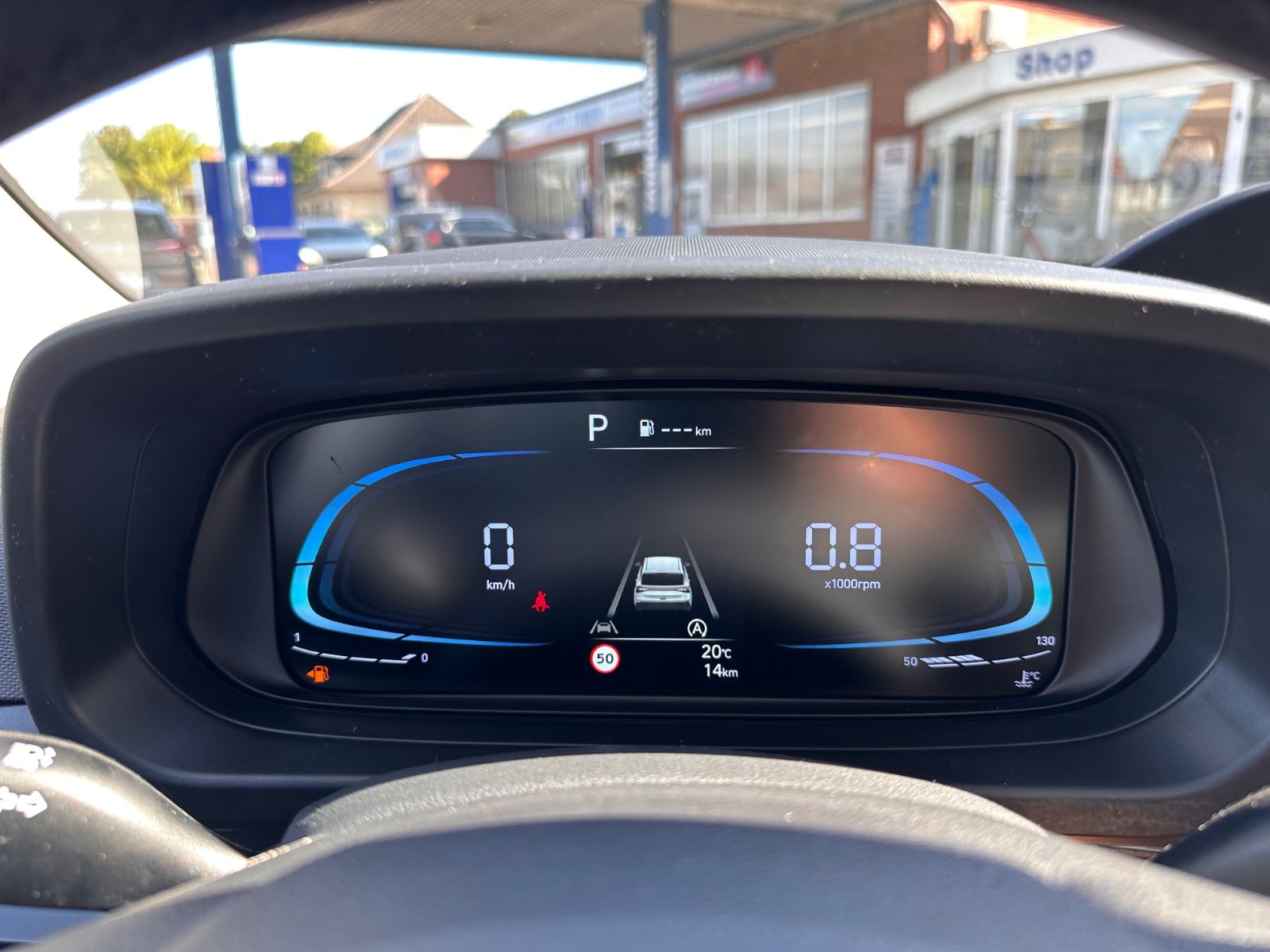 Fahrzeugabbildung Hyundai i20 1.0 T-GDI DCT Comfort APP/Navi/PDC/RFK/SHZG