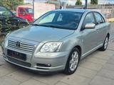Toyota Avensis 1.8 VVT-i - - gebrauchte Toyota Avensis aus dem Jahr 2005