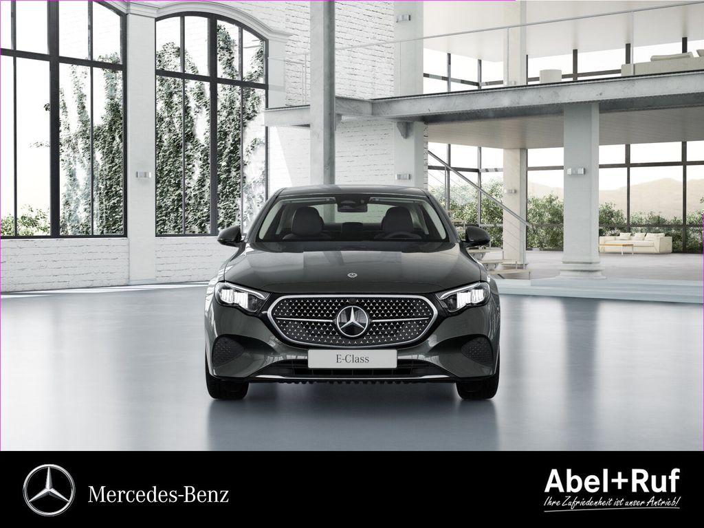MERCEDES-BENZ E-Class 2026
