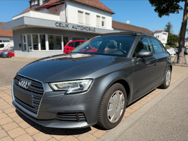 AUDI A3 Sportback 1.4 TFSI S-Tronic 1. Hand Panorama