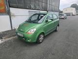 Chevrolet Matiz 1.0 - gebrauchte Chevrolet Captiva aus dem Jahr 2006