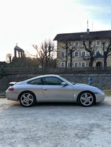 Porsche 996 Carrera 4 Coupé Carrera - graue Porsche 996