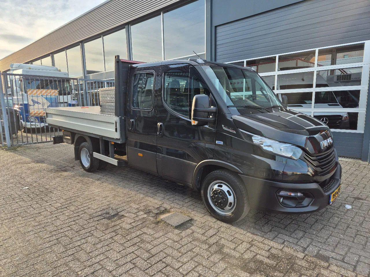 Iveco Daily 40C18 3.0D Hi-Matic DC Open laadbak GVW 35