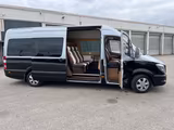 Mercedes-Benz Sprinter Maybach VIP Style. Bett, 5 Sitzplätze - gebrauchte Mercedes-Benz Sprinter aus dem Jahr 2017