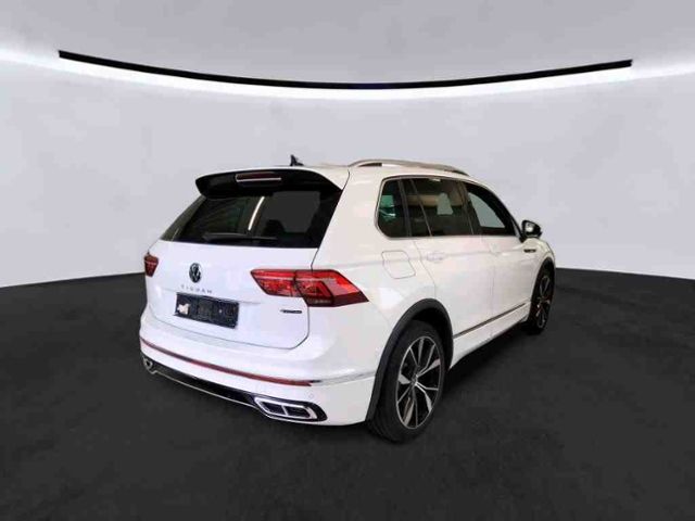 Tiguan 2.0 TDI DSG R-LINE ALLRAD IQ.LIGHT+AHK+eH