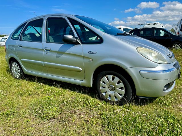 Citroën Xsara Picasso 1.8 16V Exclusive — Bild 1