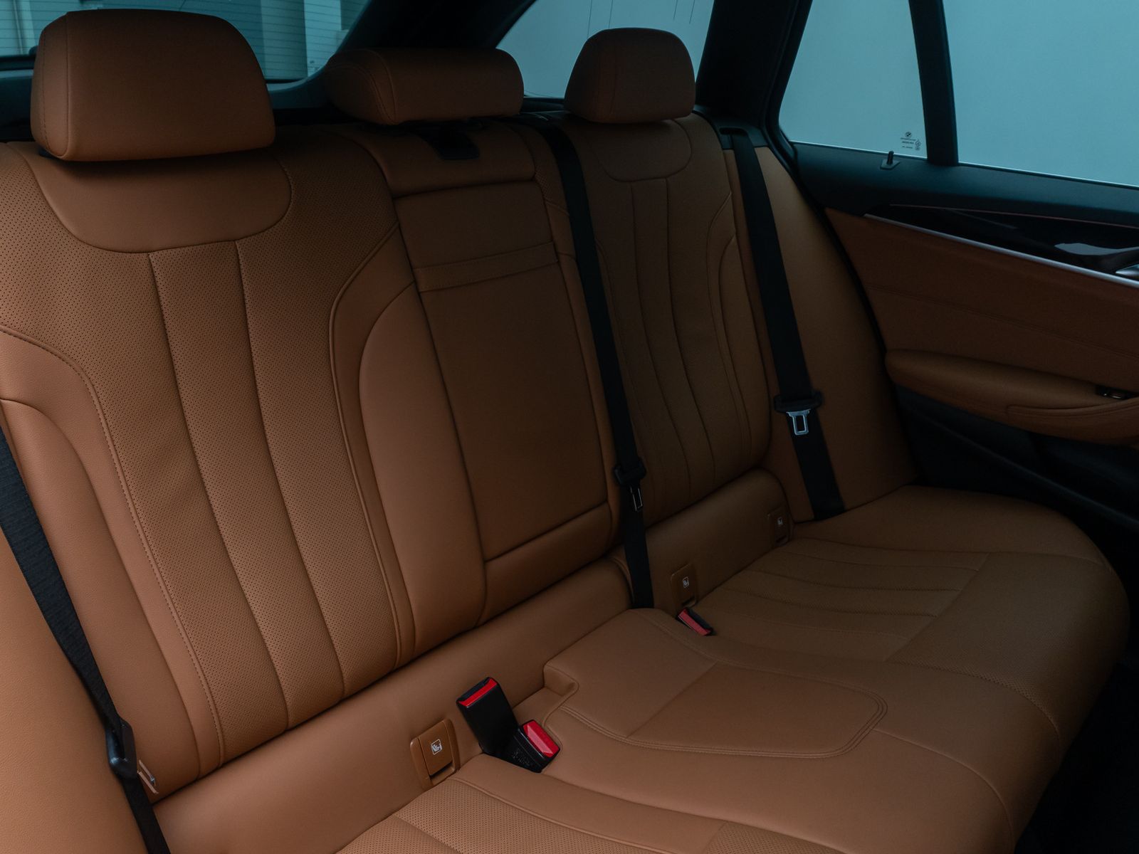 Fahrzeugabbildung BMW 530d M Sport Kamera DAB Laser Komfort H/K HUD 19