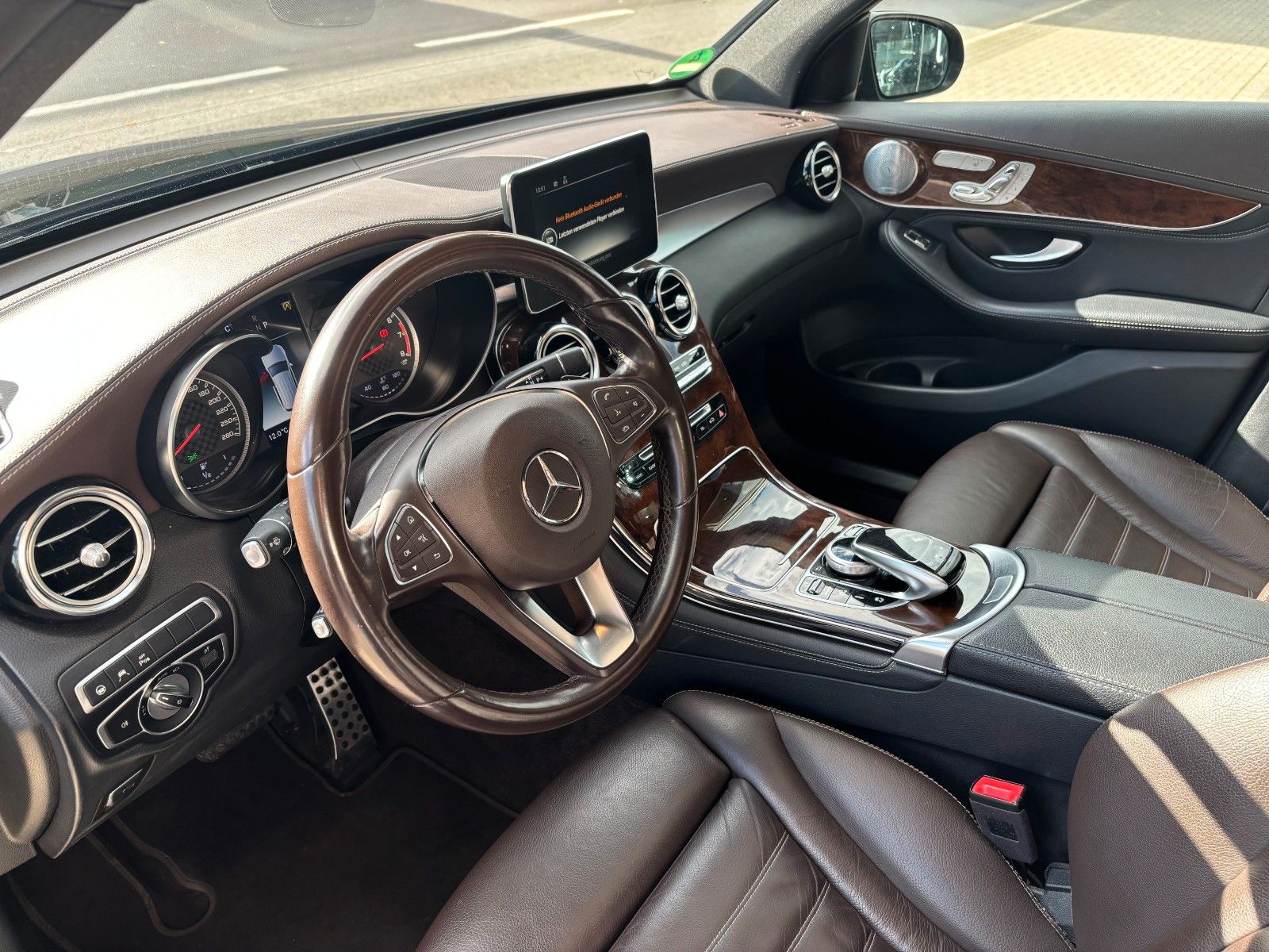 Fahrzeugabbildung Mercedes-Benz GLC 43 AMG *Panorama*Burmester*Kamera*Memory