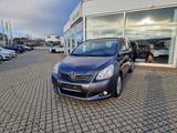 Toyota Verso 1.6 Travel - Toyota Verso mit Benzin-Antrieb: Kleinbus, 1.6
