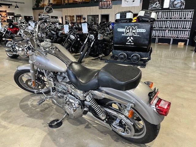 Fahrzeugabbildung Harley-Davidson Dyna Super Glide