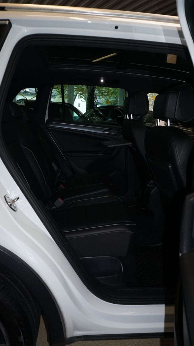 Fahrzeugabbildung Volkswagen Tiguan 4Motion R line *PANO*KAMERA*PERLMUTT*