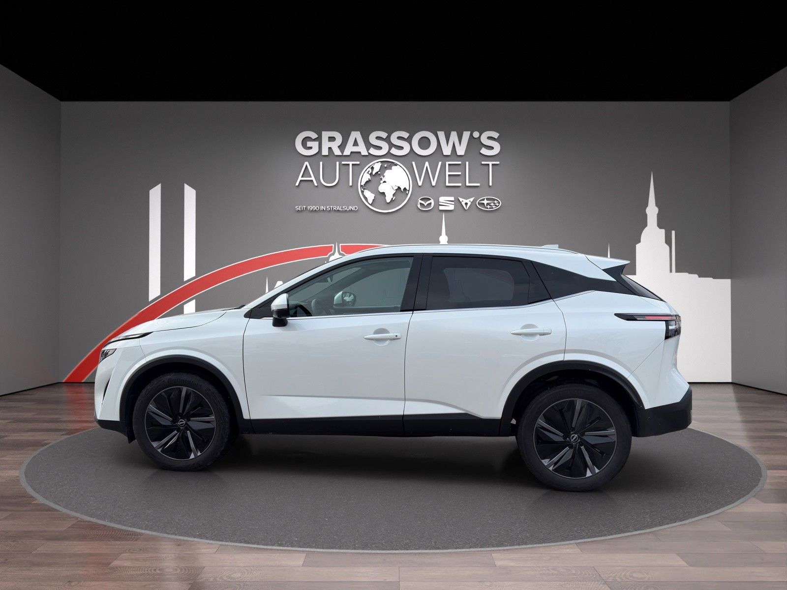 Fahrzeugabbildung Nissan Qashqai 1.3 DIG-T Tekna HeadUp/NAVI/ACC/360/LHZ