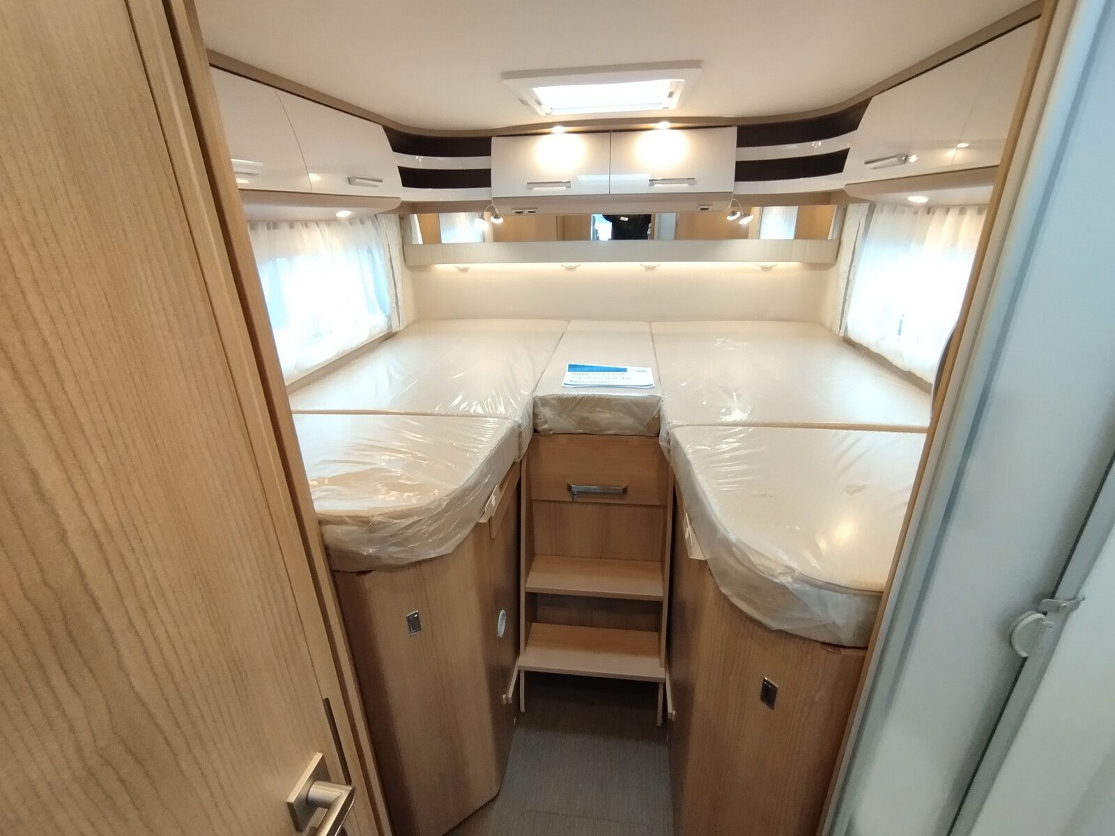 Fahrzeugabbildung Carthago C2-tourer I 147 RB LE L comfort Mercedes,TV,Navi