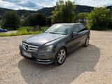 Mercedes-Benz Mercedes C220 CDI W204 Limousine - Mercedes-Benz C 220: W204 Cdi