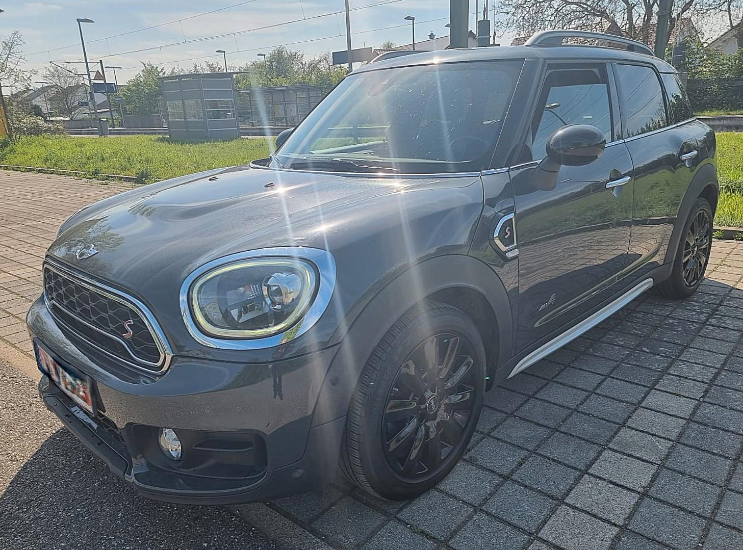 MINI COOPER Countryman SD All4 Leder Pano LED AHK