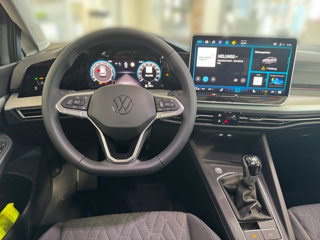 Golf VIII Life Facelift 1.5 TSI LED Navi Panoram