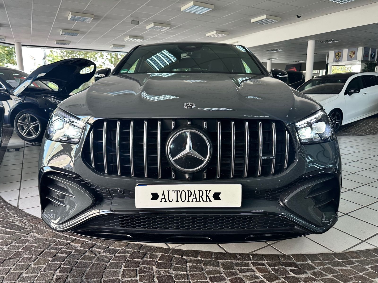 Mercedes-Benz GLE 450 d 4MATIC Coupe AMG line Premium foto 3
