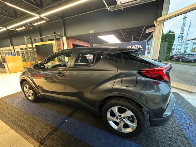 Toyota C-HR  Flow