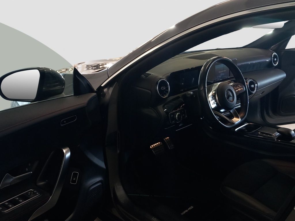Fahrzeugabbildung Mercedes-Benz CLA 250 e Shooting Brake AMG Line*Pano-Dach*LED