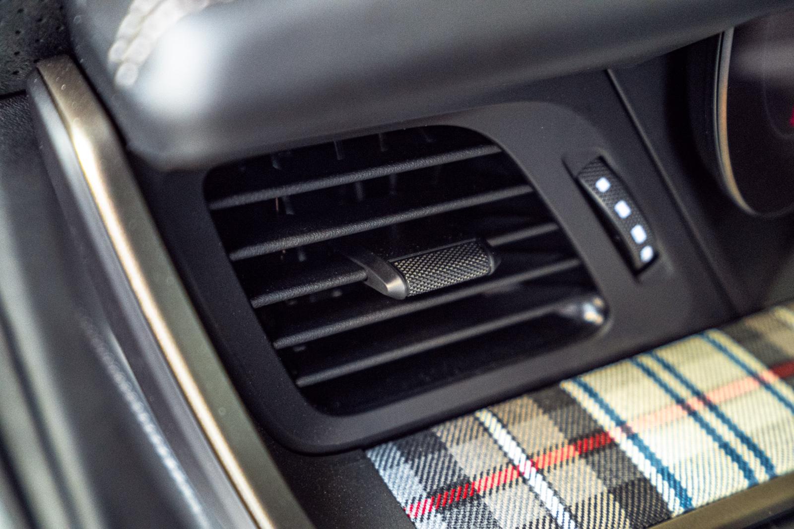 Porsche 911 Turbo 50 Jahre*Carbondach*Heritage*Burm*360°