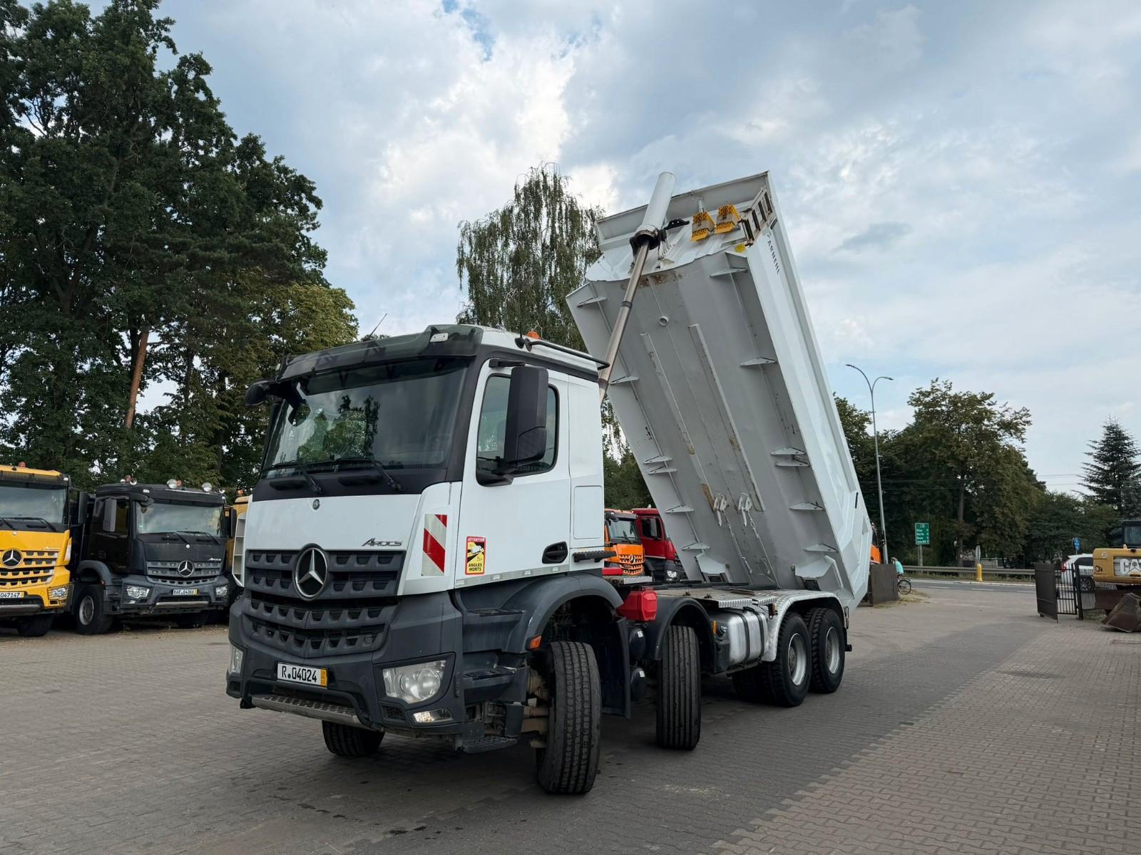 Mercedes-Benz AROCS 3743 8X4 Eur 6 , KIPPER CARNEHL MULDA