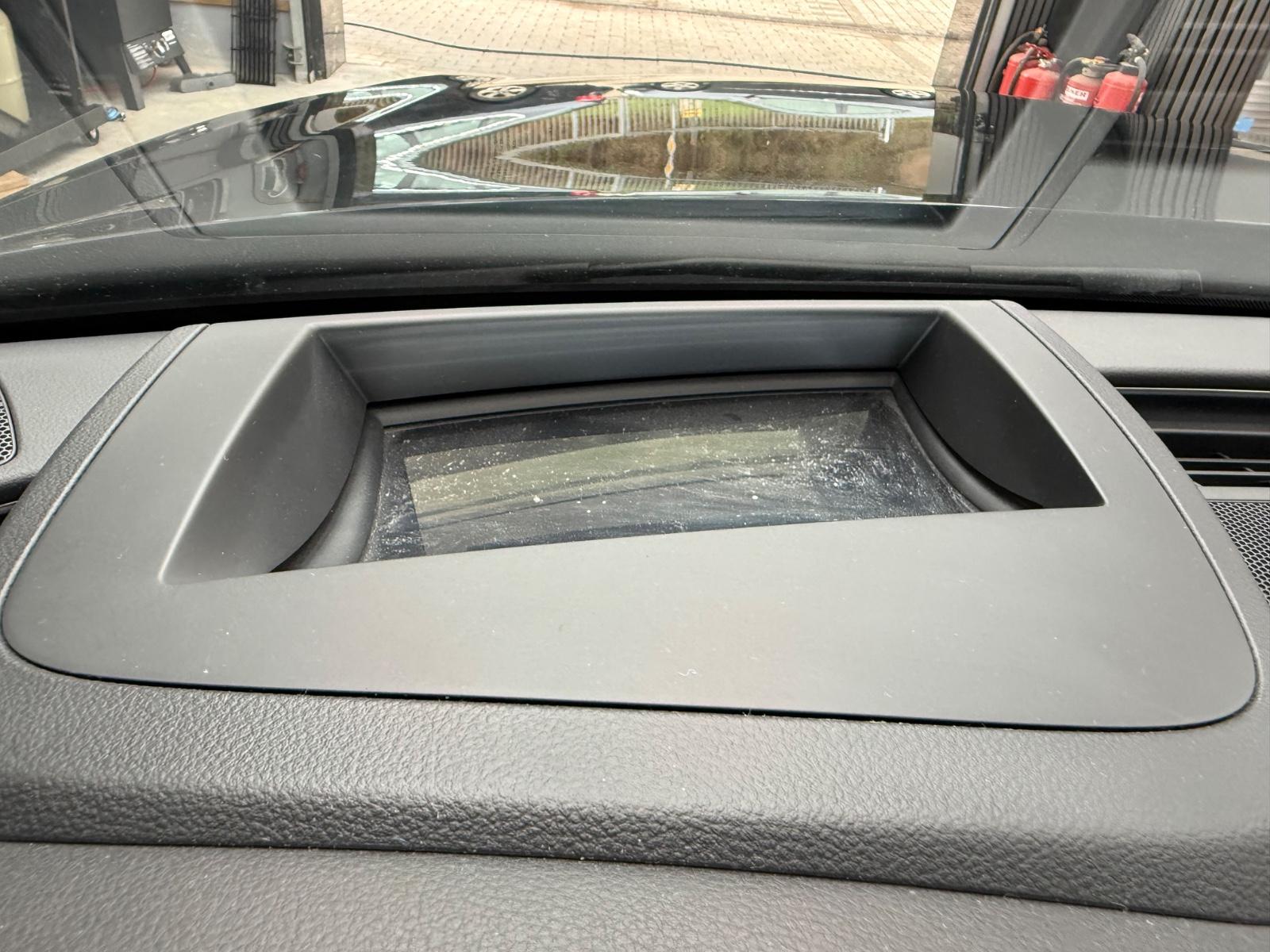 Audi A6 Avant . 3.0 TDI quattro 3X S Line