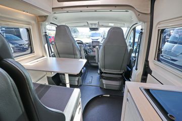 Fahrzeugabbildung Tourne Tourne 6.4 BLACK EDITION | LAGER
