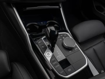 Fahrzeugabbildung BMW 320d xDr Tour Luxury Line AHK HiFI Laserlicht