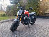 Yamaha MT-09 aus 2. Hand- Gepflegtes Naked Bike - YAMAHA ORANGE