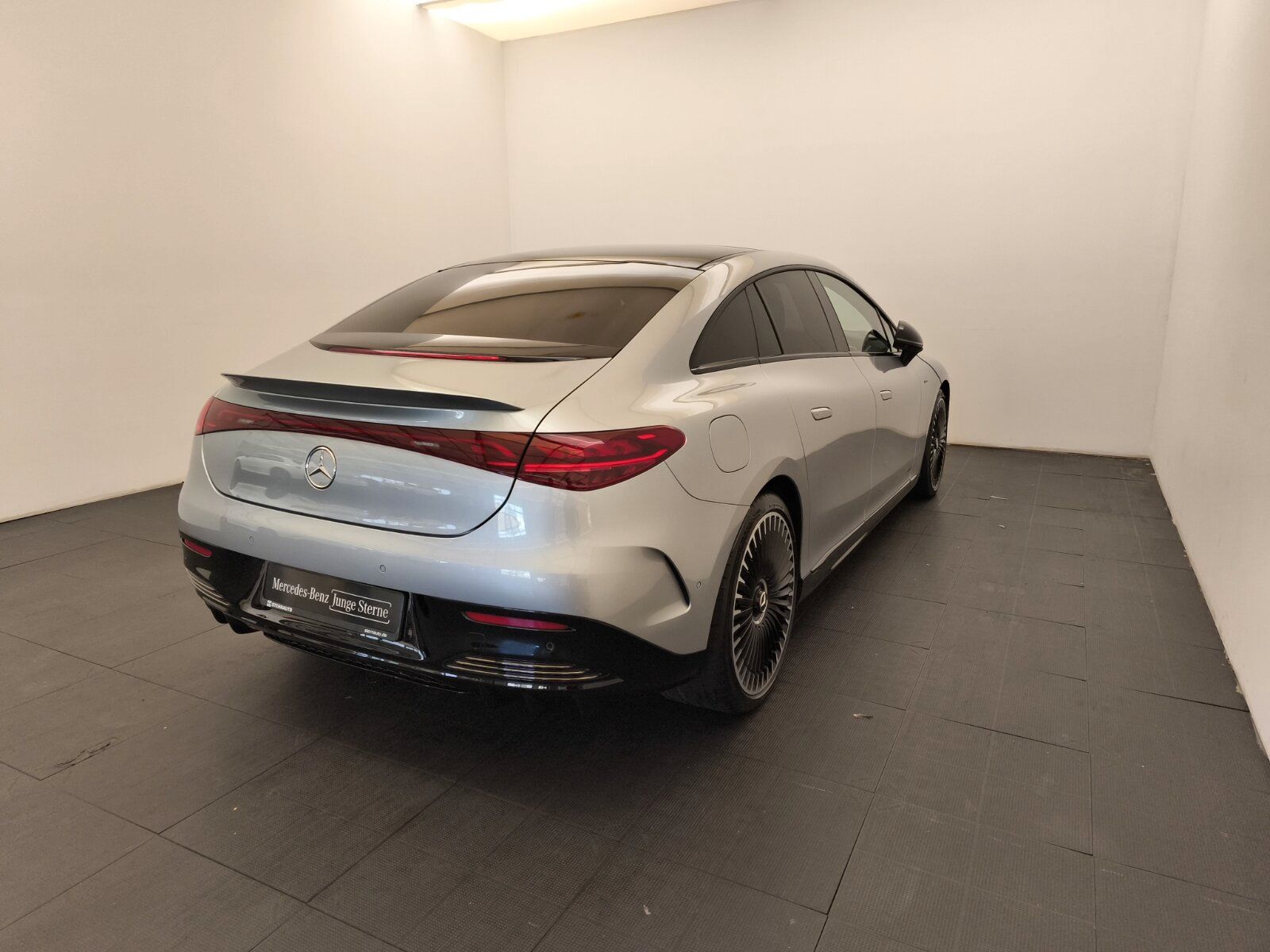 Mercedes-Benz EQE 53 4M Premium Plus Drivers Massage 21 Zoll foto 6