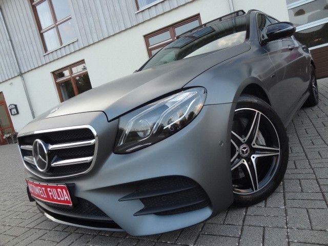 Mercedes-Benz E 300*2X*DESIGNO*MANUFAKTUR*AMG*PANO*MULTIB*HUD