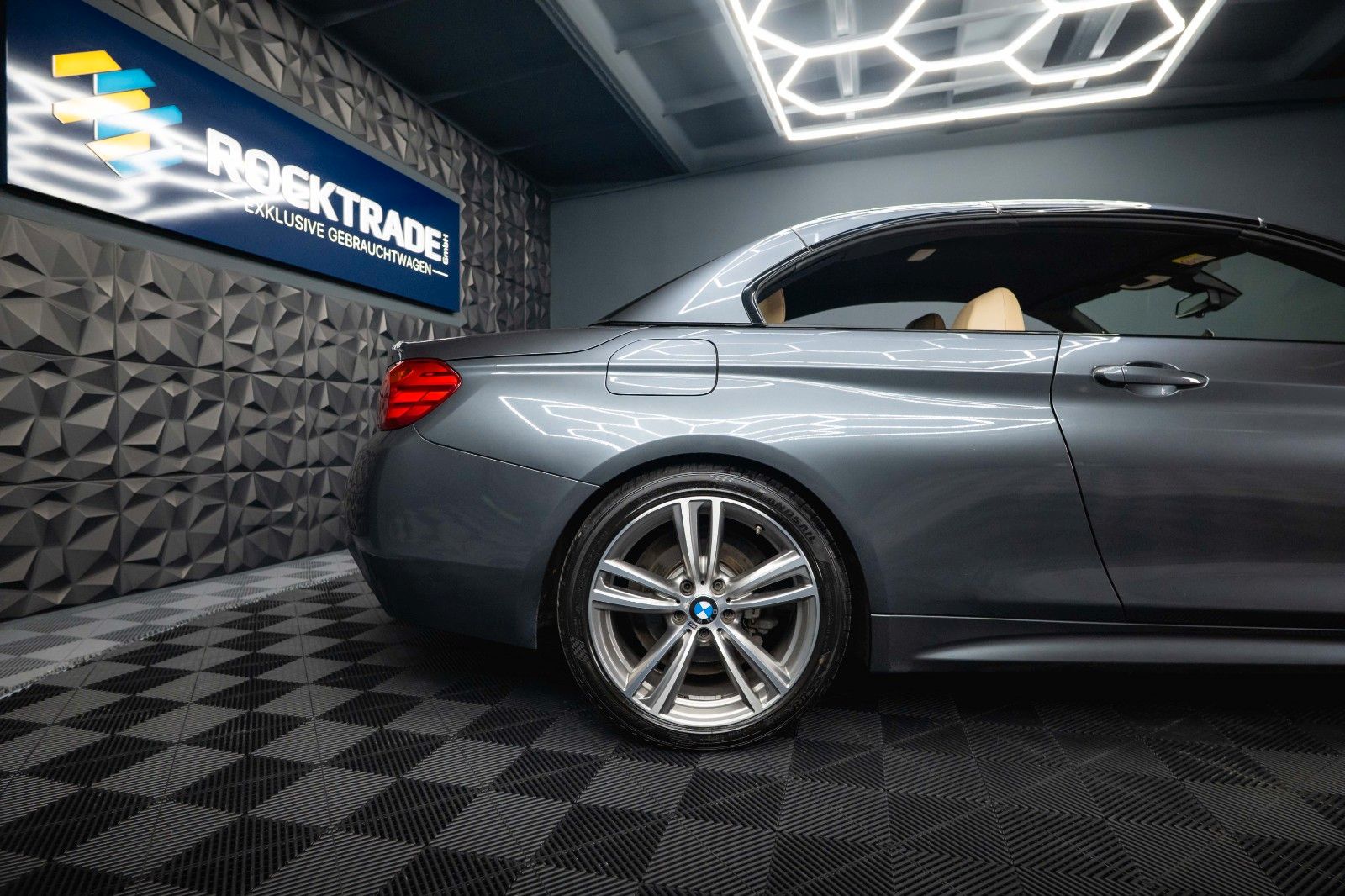 Fahrzeugabbildung BMW 428i Cabrio M-Sport *ACC*DAB*LED*360°*TV*19%*