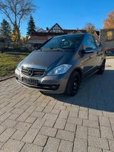 Mercedes-Benz A 170 BlueEFFICIENCY - - Mercedes-Benz A 170: 3 Türen