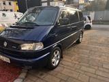 Volkswagen T4 Caravelle 2.8 VR6 Kat Standard - VW T4 Gebrauchtwagen in Bochum