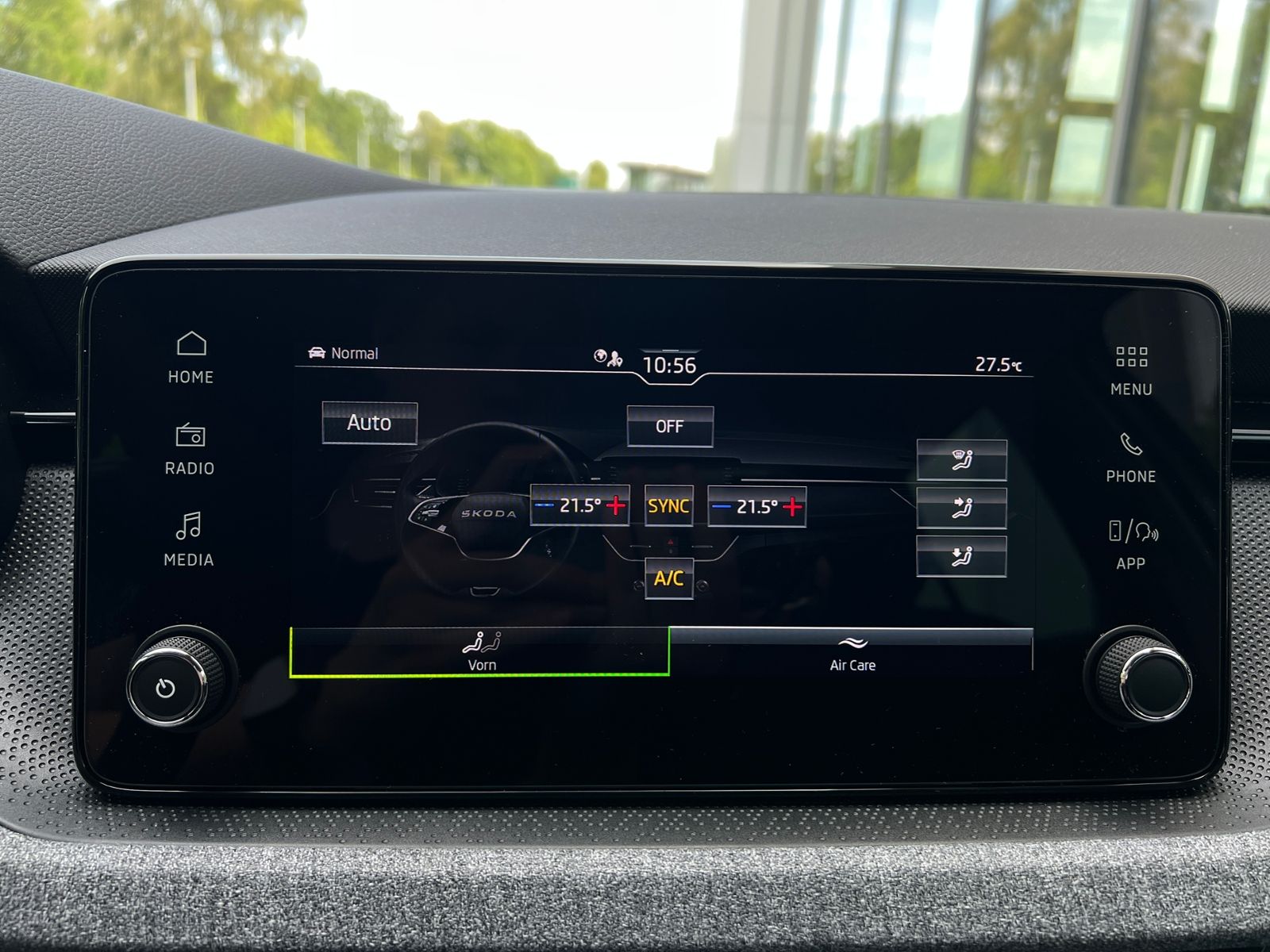 Fahrzeugabbildung SKODA Scala Selection 1.0 TSI DSG *AHK, LED, ACC, Kame