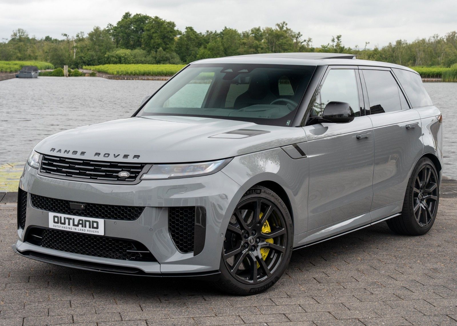 Land Rover P635 SV Edition 2 * Carbon * Keramik * VOLL*