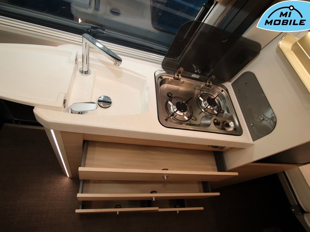 Fahrzeugabbildung Eura Mobil Van 595 HB *Black November Preise*