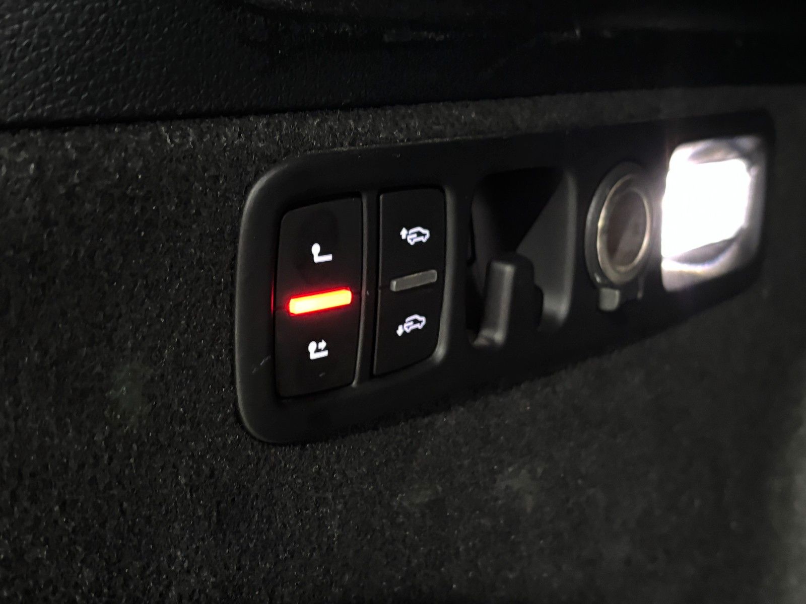 Fahrzeugabbildung Audi Q7 3.0 TDI E-tron *S-Line*B&O-3D*Pano*HUD*360°