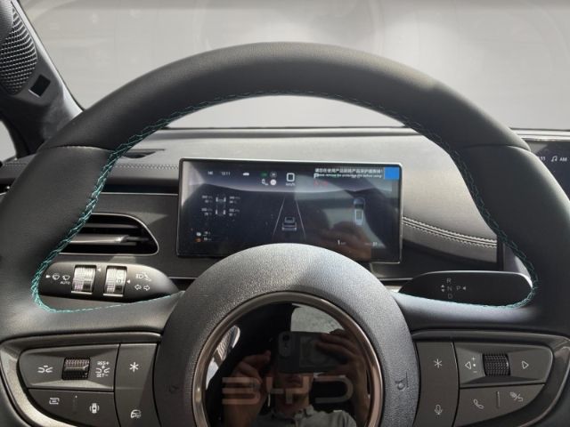BYD SEAL 6