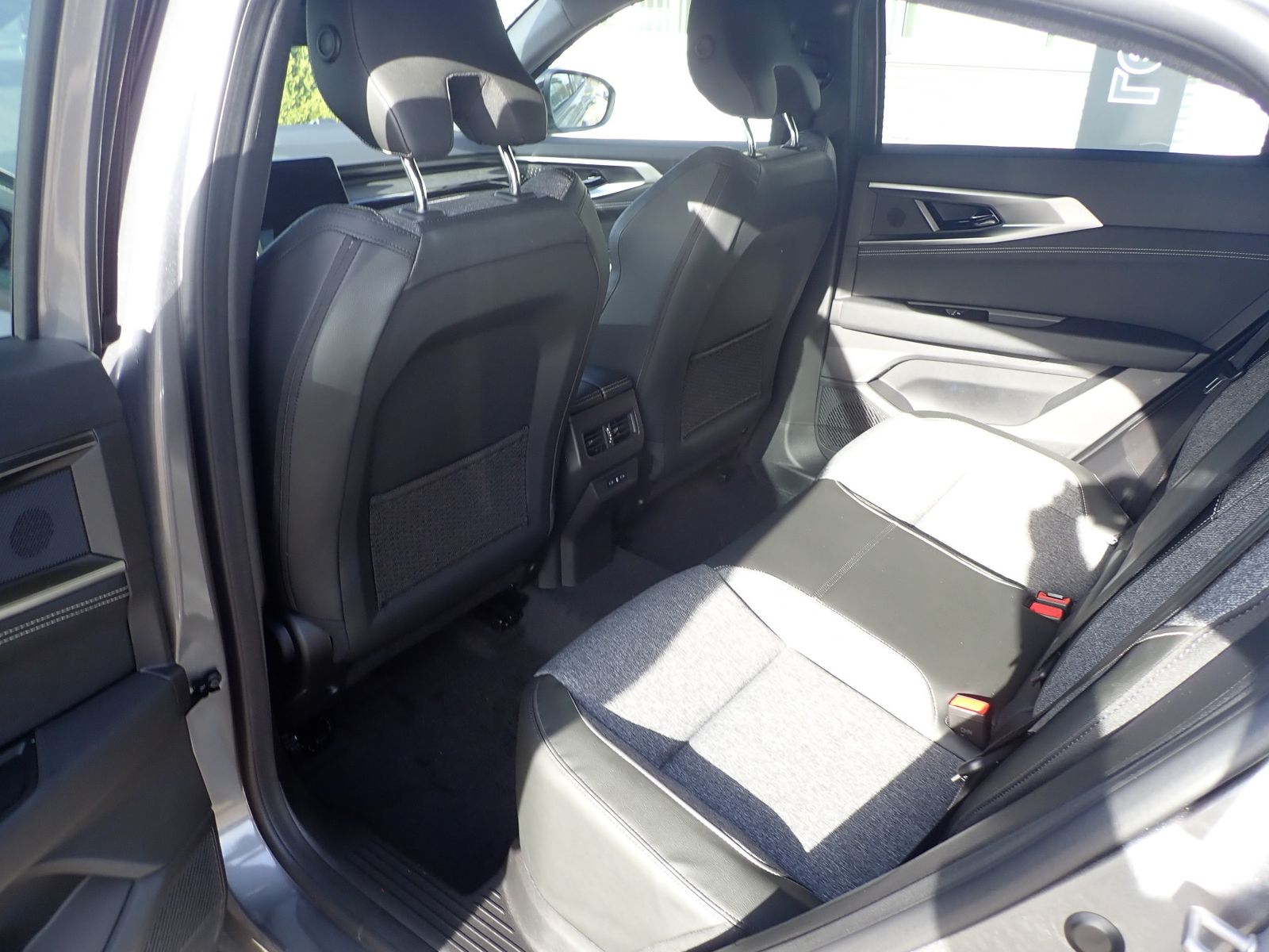 Fahrzeugabbildung Renault Rafale Techno 200 E-Tech Full Hybrid