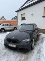 BMW E91 325d M57 tausch - BMW 325 aus 2009 mit Diesel-Antrieb: Kombi