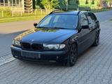 BMW 320i touring Edition Lifestyle - BMW 320 aus 2002: Kombi