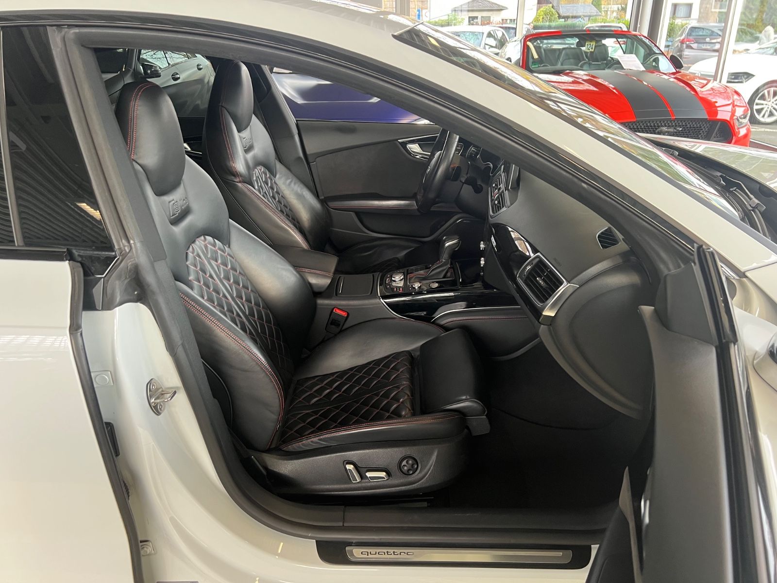 Fahrzeugabbildung Audi A7 Sportback 3.0TDI quattro competition RS-SITZE