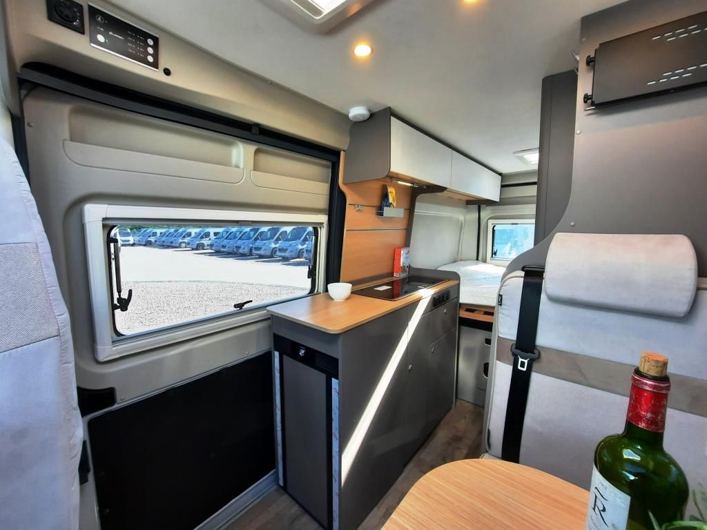 Fahrzeugabbildung LMC Innovan 600 Verfüg./Sparen Sie 13.878,- €
