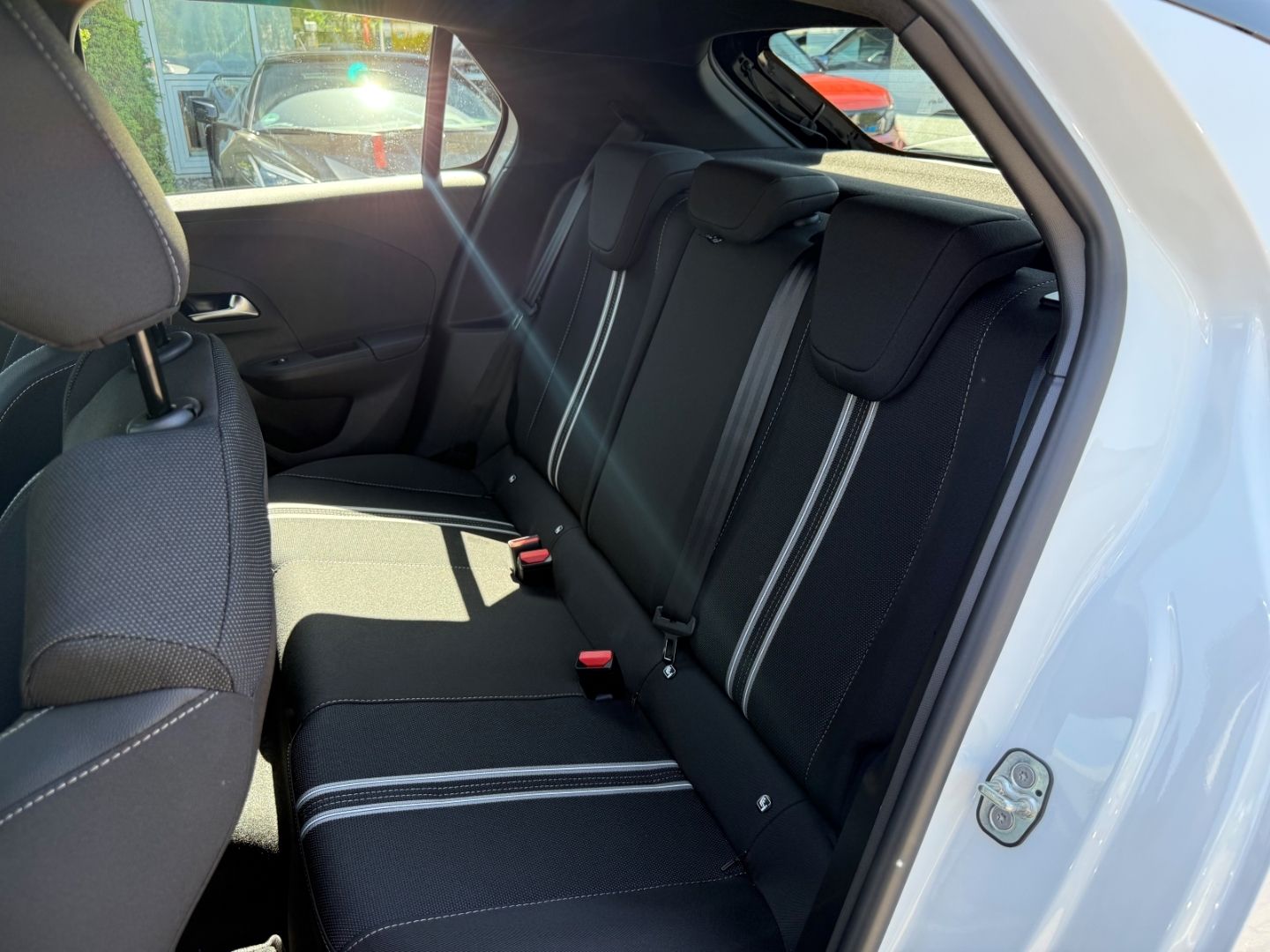 Fahrzeugabbildung Opel Corsa F GS SHZ+LHZ+Kamera+Allwetter