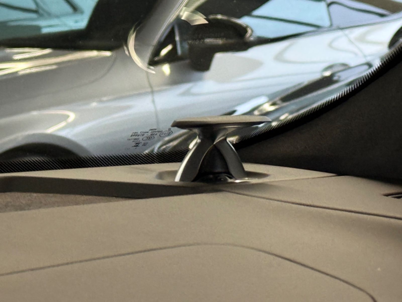 LAMBORGHINI Urus - 24